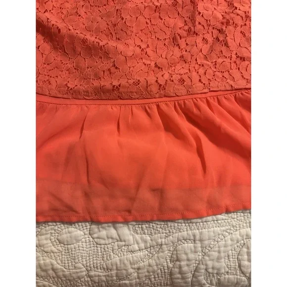 BE You Tiful NWT Women's Small Lace With Liner Top Bright Coral Zipper In‎ Back - Picture 7 of 7
